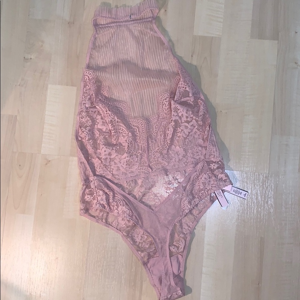 VICTORIA’S SECRET Sheer Lace & Tulle Bodysuit - Picture 7 of 11